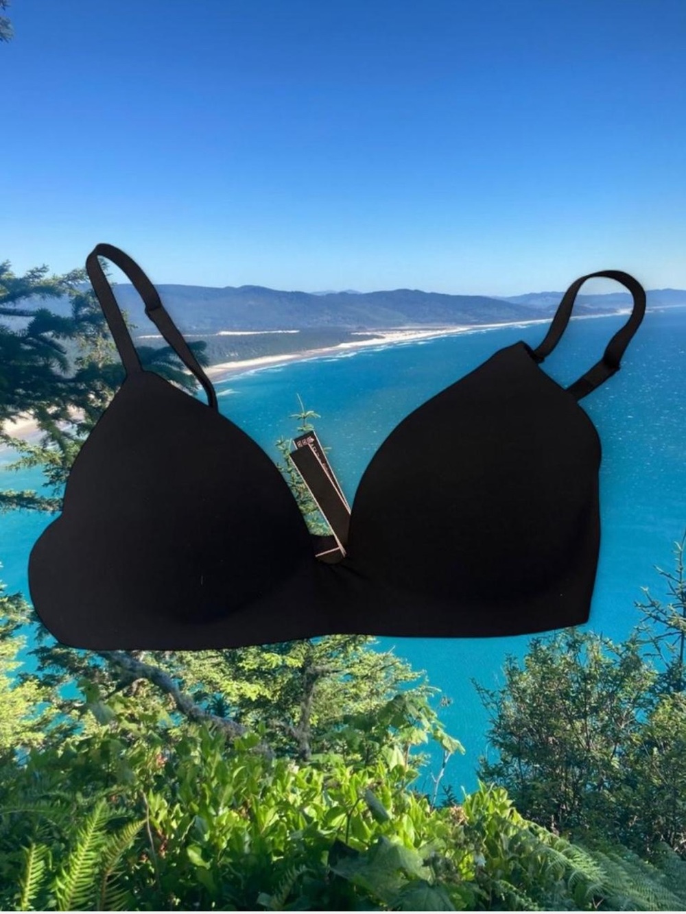 Victoria’s Secret 32C Everyday Smooth Black T-Shirt Bra - Women Intimates
